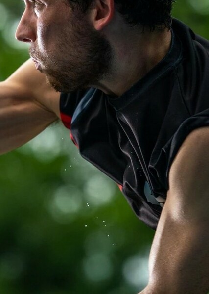 Josh O'Connor photo