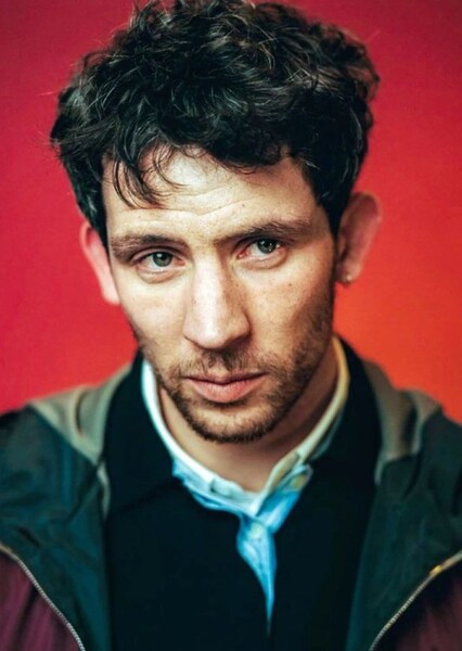 Josh O'Connor photo