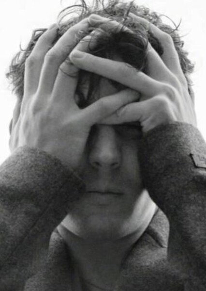 Josh O'Connor photo