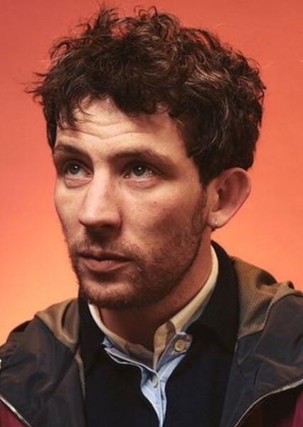 Josh O'Connor photo