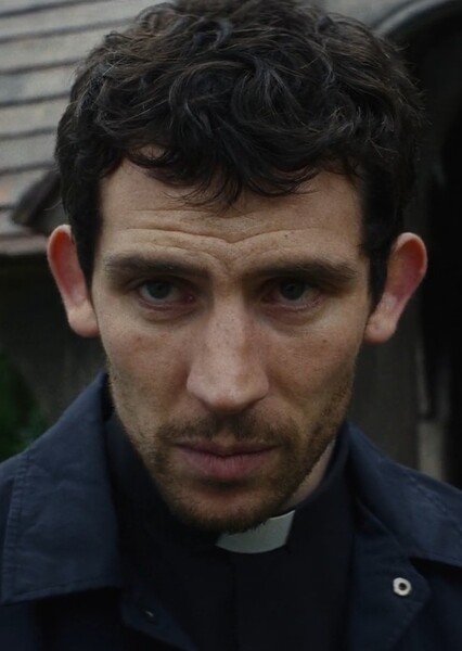 Josh O'Connor photo