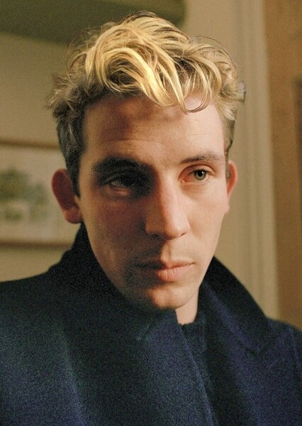 Josh O'Connor photo