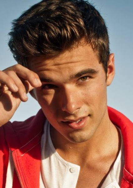 Josh Swickard photo
