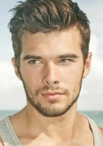 Josh Swickard photo