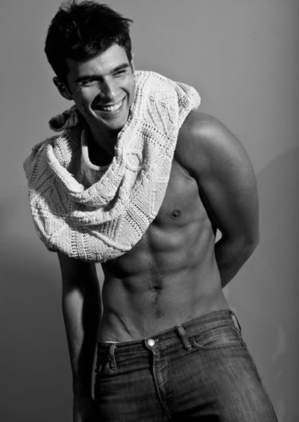 Josh Swickard photo