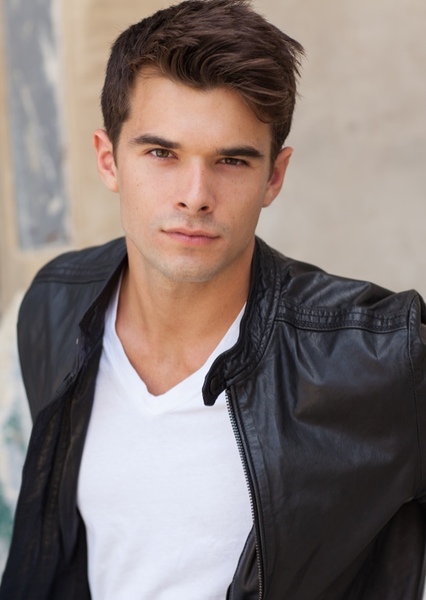 Josh Swickard photo