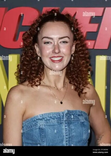 Josie Sedgwick-Davies photo