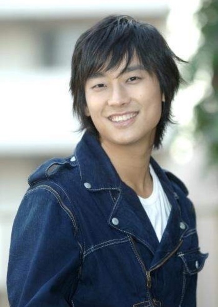 Ju Ji-hoon photo