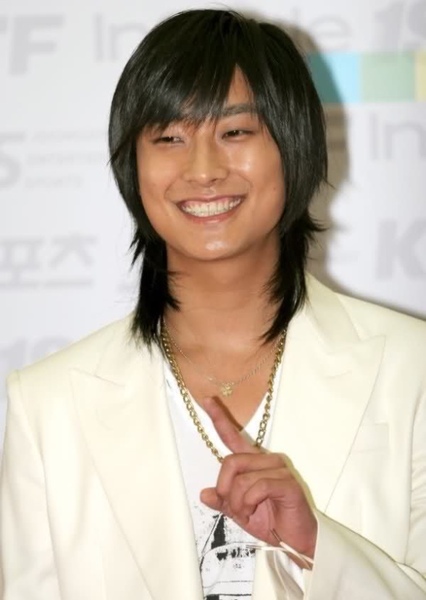 Ju Ji-hoon photo