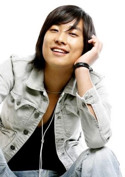 Ju Ji-hoon photo