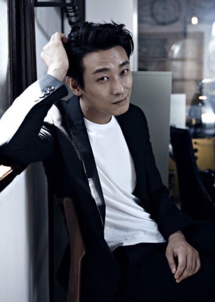 Ju Ji-hoon photo