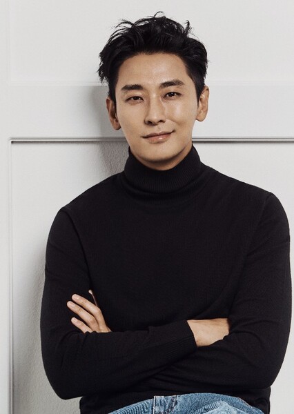 Ju Ji-hoon photo