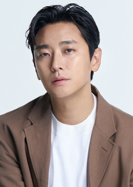 Ju Ji-hoon photo