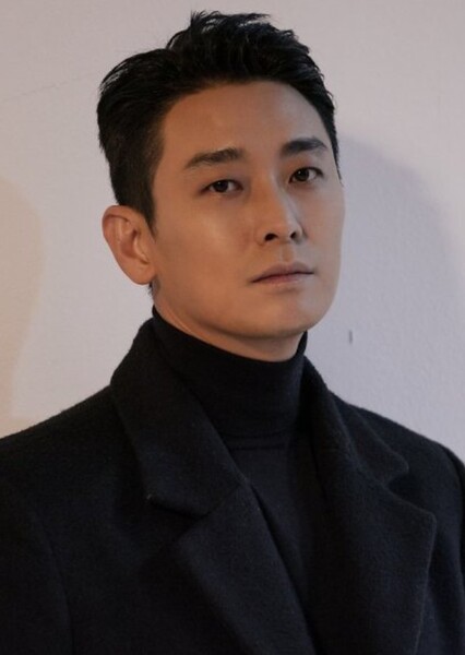 Ju Ji-hoon photo