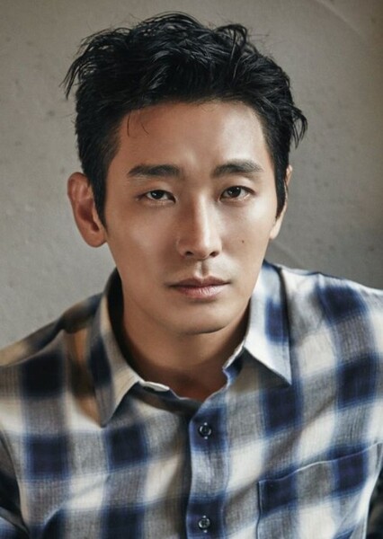 Ju Ji-hoon photo