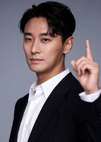 Ju Ji-hoon photo