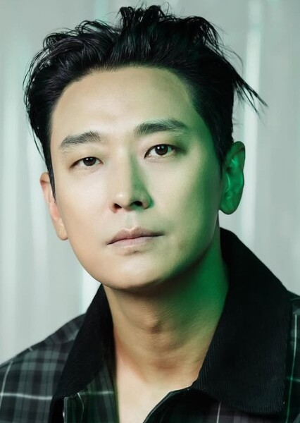 Ju Ji-hoon photo