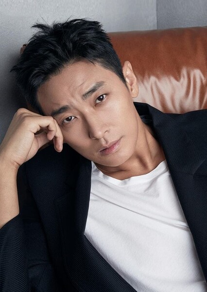 Ju Ji-hoon photo