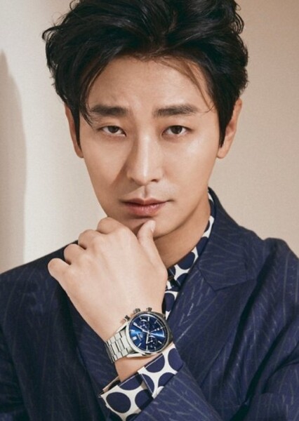 Ju Ji-hoon photo