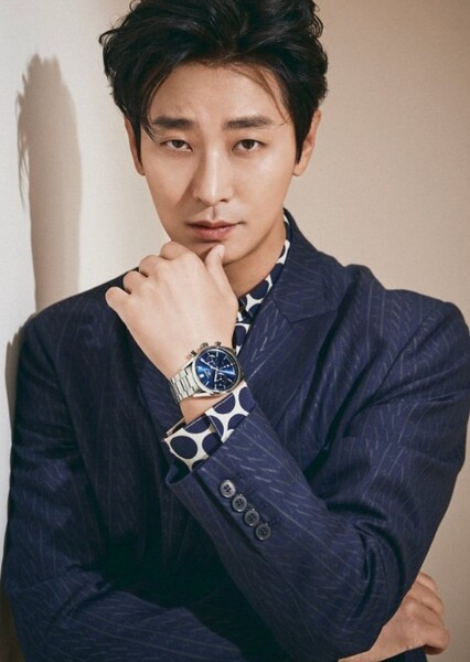 Ju Ji-hoon photo
