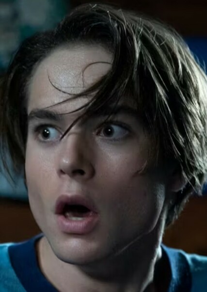 Judah Lewis photo