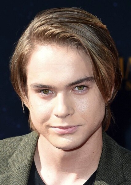 Judah Lewis photo
