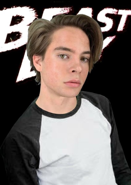 Judah Lewis photo