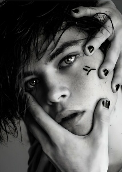 Judah Lewis photo