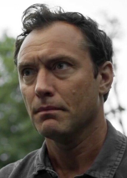 Jude Law photo