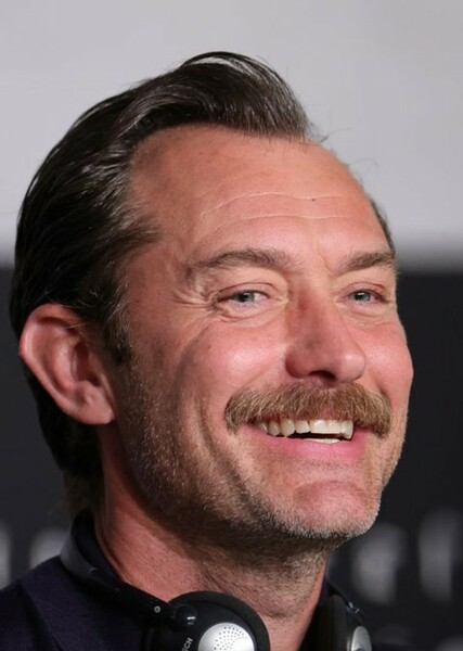 Jude Law photo