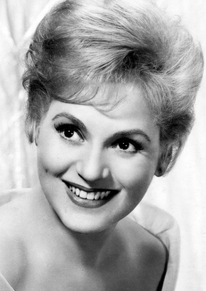 Judy Holliday photo