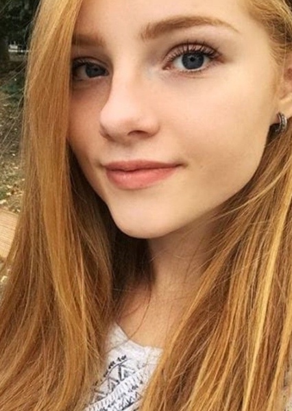 Julia Adamenko photo
