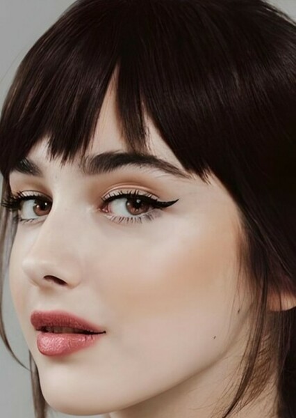 Julia Butters photo