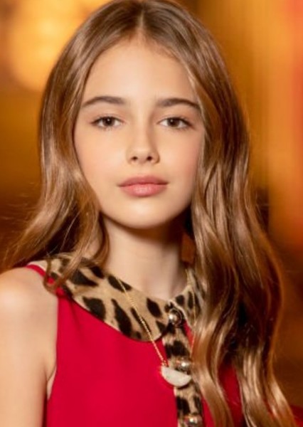 Julia Butters photo