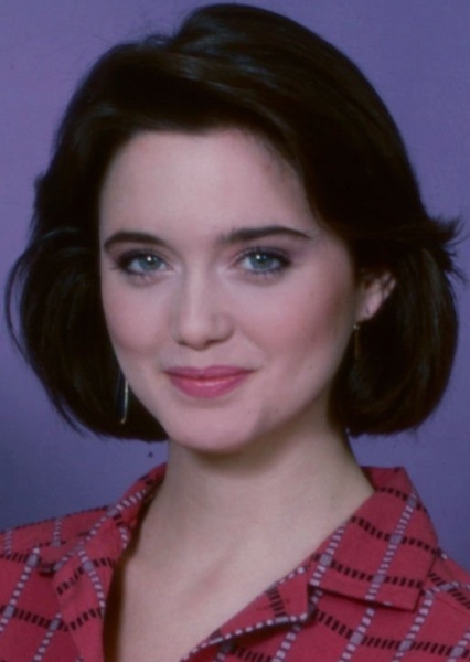 Julia Campbell photo