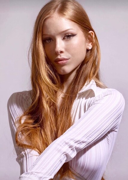 Julia Doyle photo