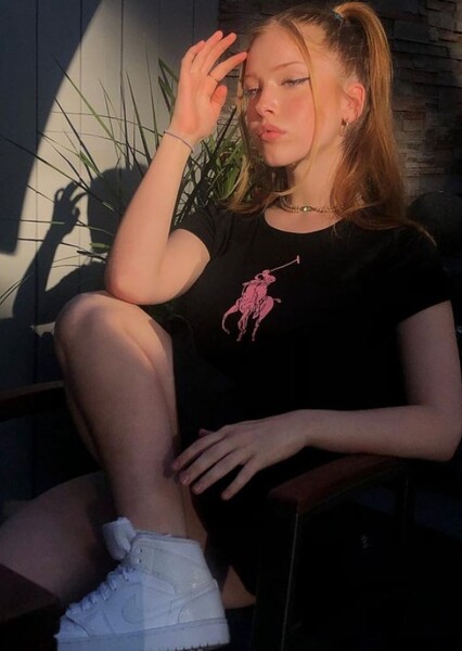 Julia Doyle photo