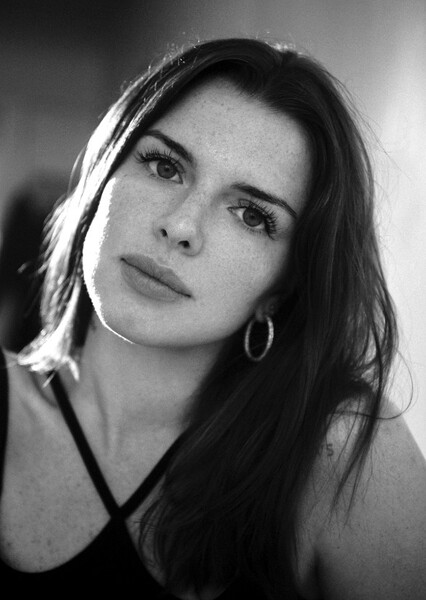 Julia Fox photo
