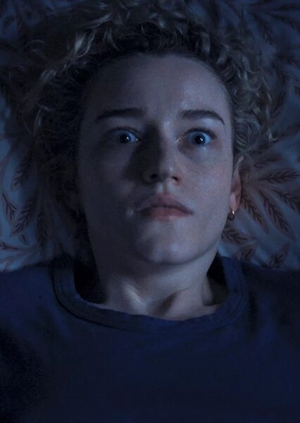 Julia Garner