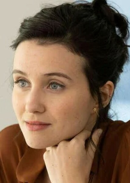 Julia Goldani Telles