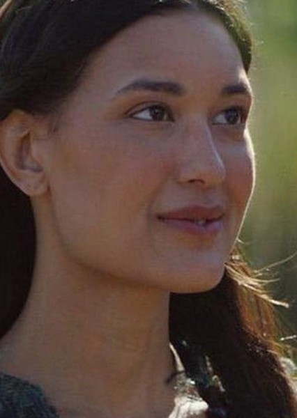 Julia Jones