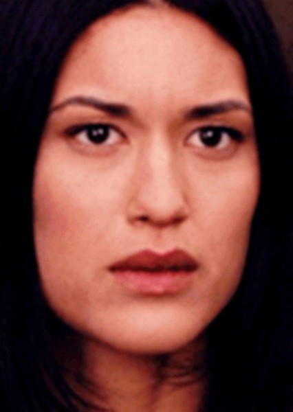 Julia Jones photo