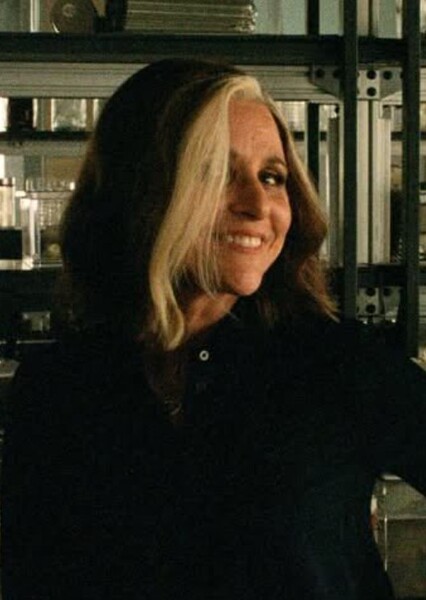Julia Louis-Dreyfus photo