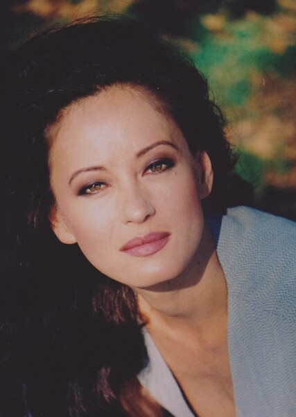 Julia Nickson photo