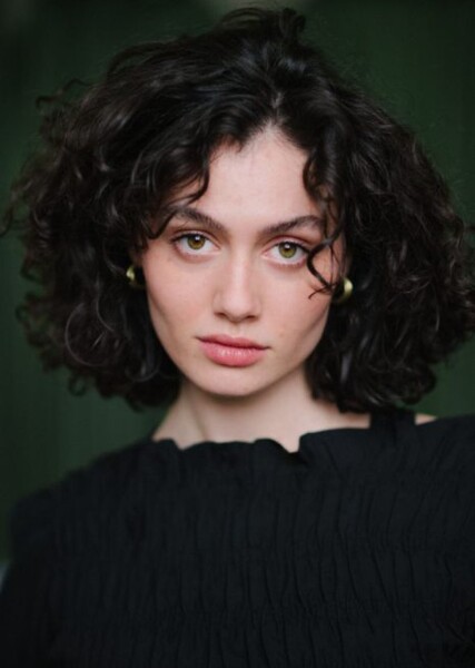 Julia Novohradsky