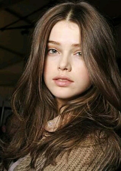Julia Saner