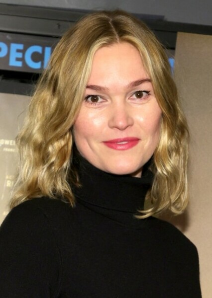 Julia Stiles photo