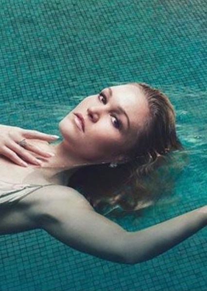 Julia Stiles