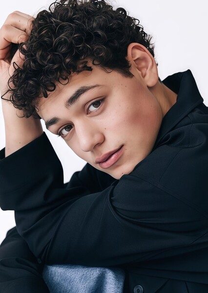 Julian Lerner photo