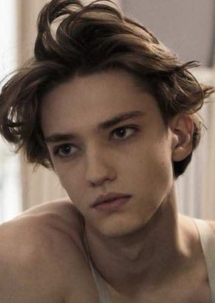 Julian MacKay photo